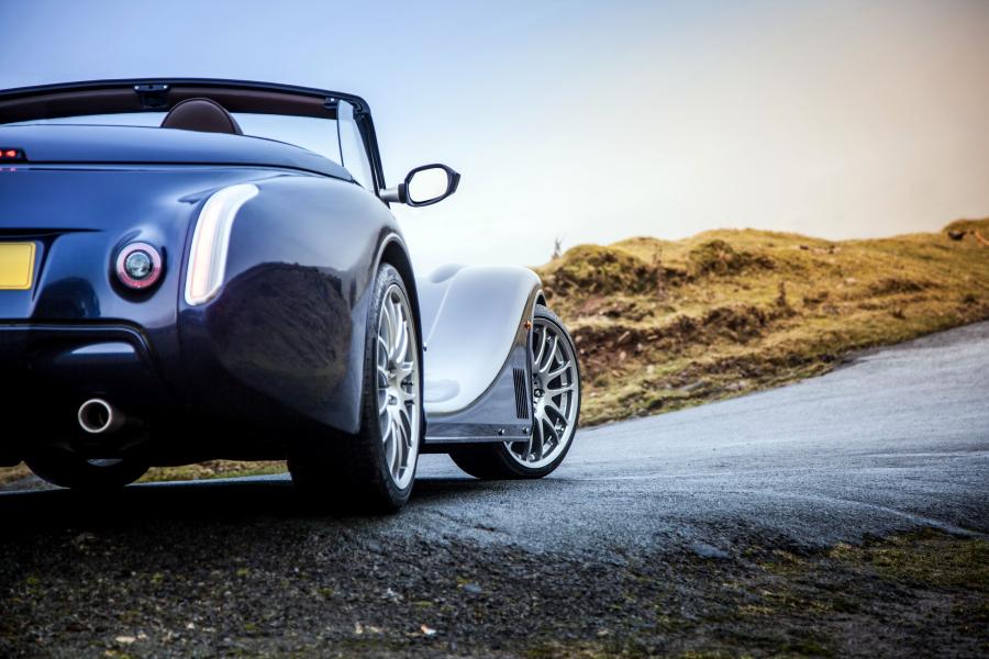 Детали экстерьера Morgan Aero 8 2015 года  (фото 1 из 22)